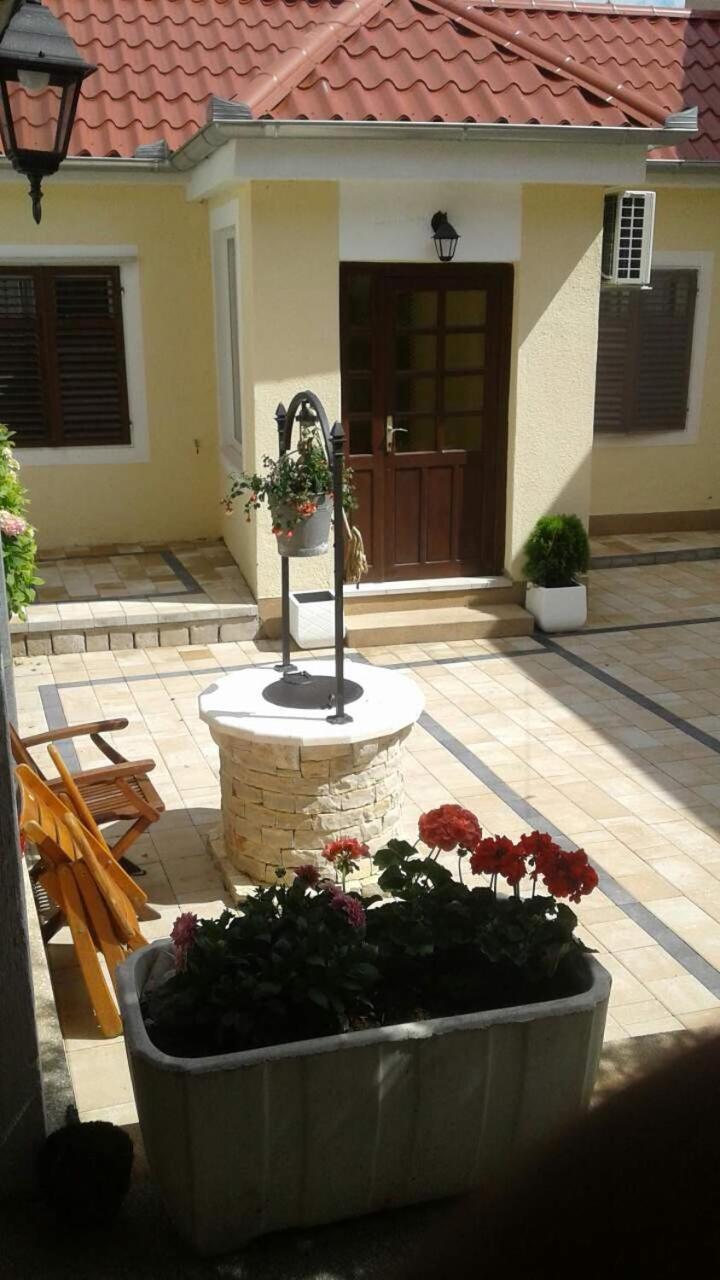 סטאריגרד-פקלניצה Apartment Skeva מראה חיצוני תמונה